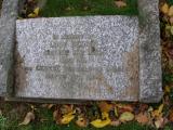 image of grave number 692392